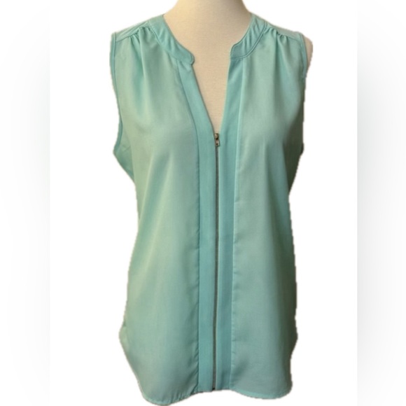 Chic Sleeveless Aqua Blouse with Gold Color Zipper - Picture 2 of 7